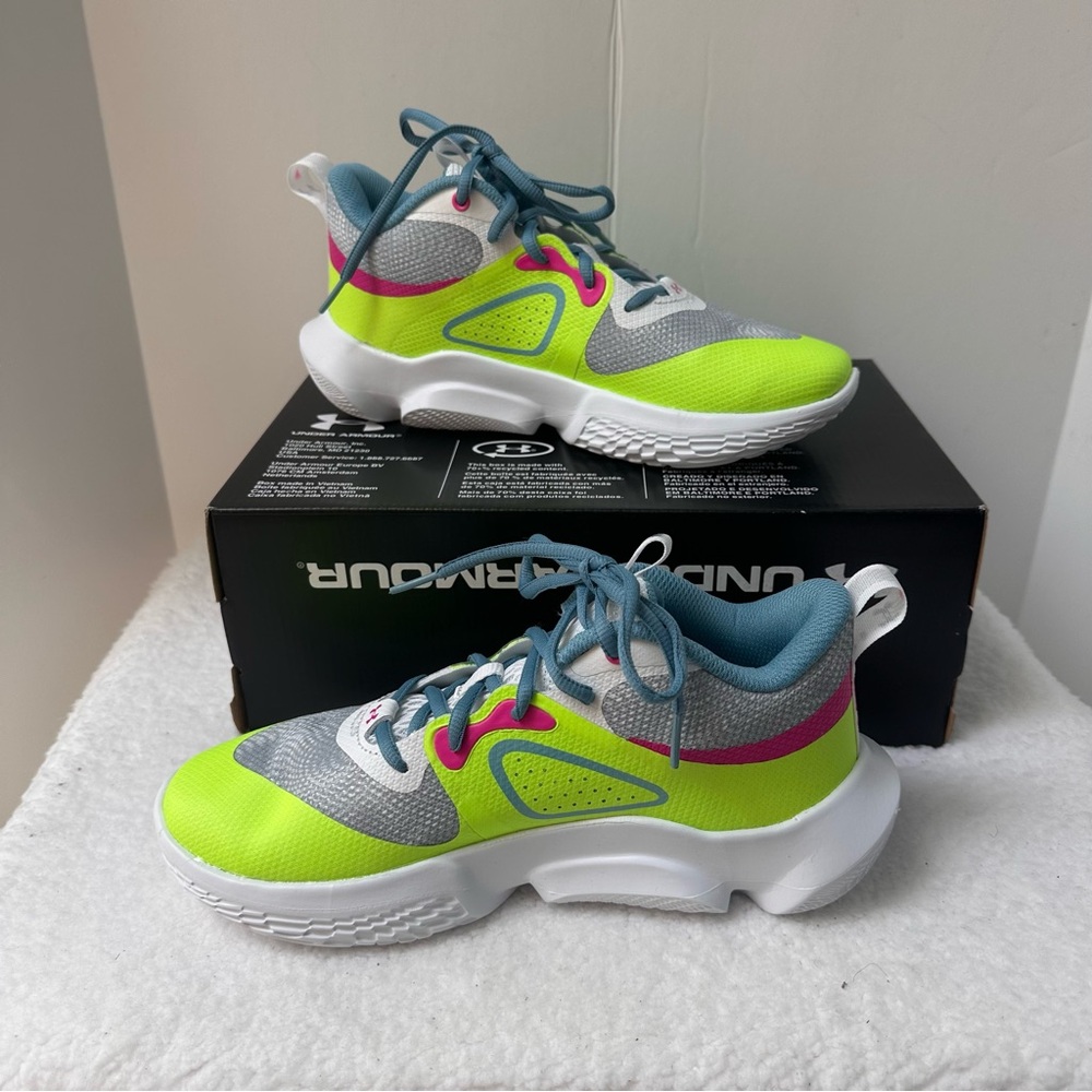 Women’s Under Armour Flow Shoes